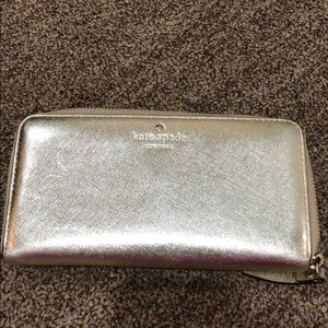 Kate spade gold wallet 4x8